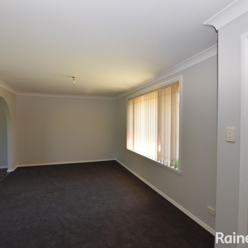 13 Alan Ridley Place, Orange, NSW 2800 - Photo 1