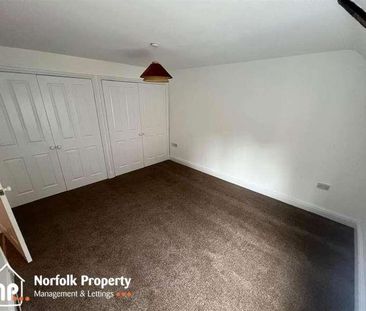 Heggatt, NR12 - Photo 3