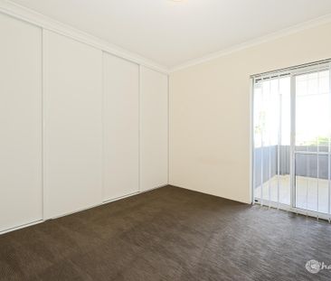 PRIME LOCATION 2X1 UNIT!!!! - Photo 2