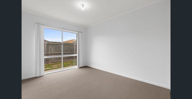 Ideal First Home in a Quiet, Family-Friendly Court - Photo 1