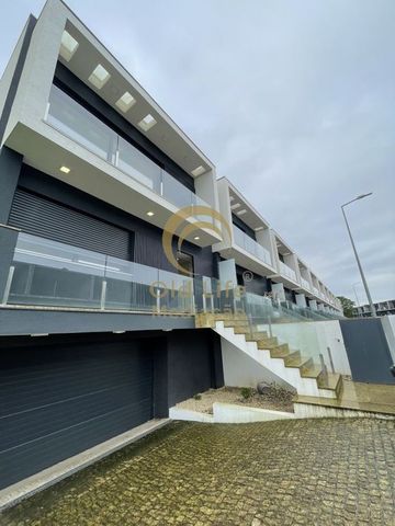 3 bedroom luxury House for rent in Braga, Distrito de Braga - Photo 2