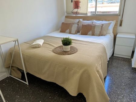 Carrer de lEsperança, Valencia, Valencian Community 46035 - Photo 5