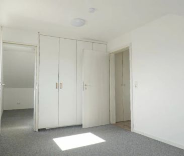 Gepflegte ca. 89 m² große DG-Wohnung mit großem Wohn-/Esszimmer, Ta... - Foto 5