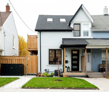 For Lease - 6 Luttrell Avenue Unit# 2nd Floor, Toronto, Ontario - Photo 1