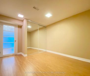 For Lease - 76 Clansman Boulevard Unit# Lower, Toronto, Ontario - Photo 4