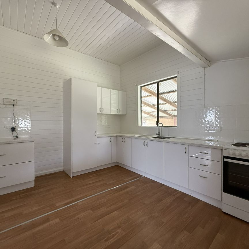 Two bedroom home in Wardell - Photo 1