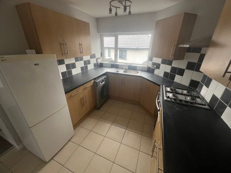 3 bedroom apartment to rent Stenson Road, Sunnyhill, DE23 - Photo 4