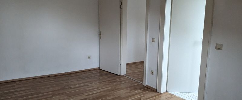 WILLKOMMEN! Top sanierte Singlewohnung! Garten! PKW-Stellplatz - Foto 1