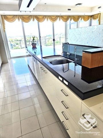 3 Bedroom Exclusive Penthouse Available Now - Photo 5