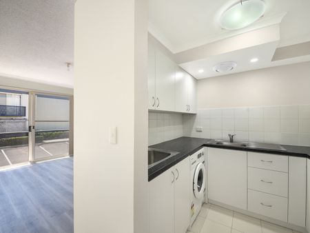 11/10-12 Northcote Road, Hornsby NSW 2077 - Apartment For Rent | Domain - Photo 2