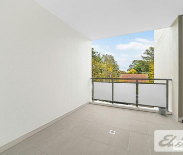 Near New 1 bedroom In Prime Location - Photo 2