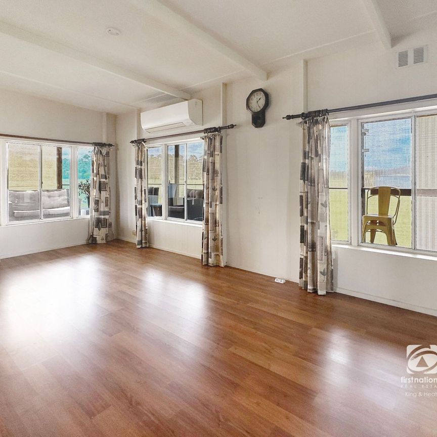 RURAL RETREAT - BILLS INCLUDED - Photo 1