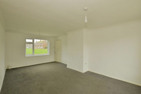 Brooks Way, Lydd - Photo 4