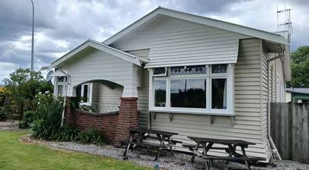 52 Manapouri Crescent - Photo 4