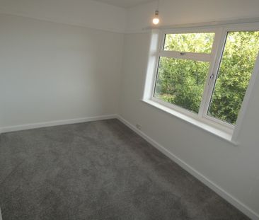 4 bed Semi-Detached - To Let - Photo 1