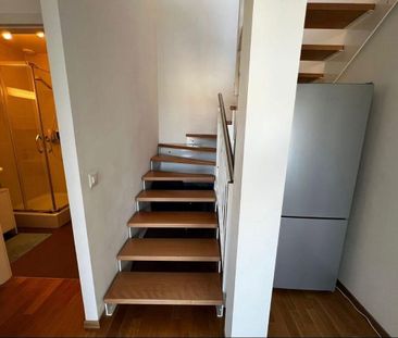 Magnifique duplex rénové avec deux balcons - Photo 4