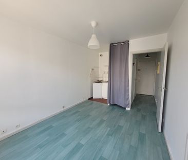 Location Appartement 1 pièce 18m² LILLE 59000 - Photo 4