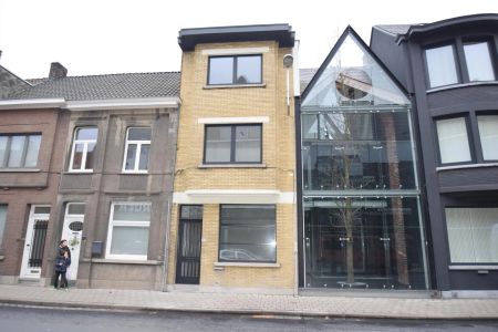 Ruime woning nabij Sint-Amandsplein, vlot bereikbaar - Foto 5