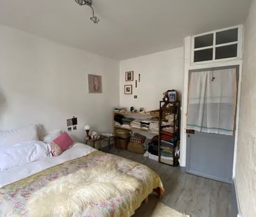 Location Maison 4 pièces 104m² ROULLET ST ESTEPHE 16440 - Photo 2