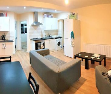 5 bedroom house to rent - Photo 1