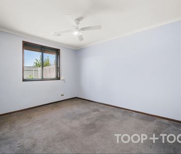 Modern Family Oasis - Photo 4