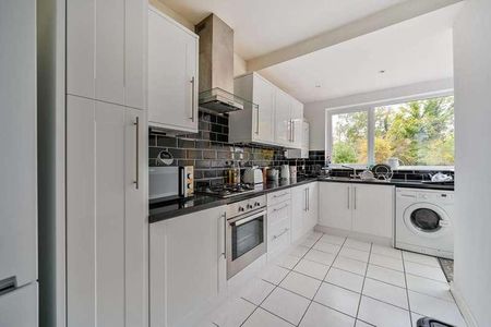 Kenilworth Road, Stoneleigh, KT17 - Photo 5