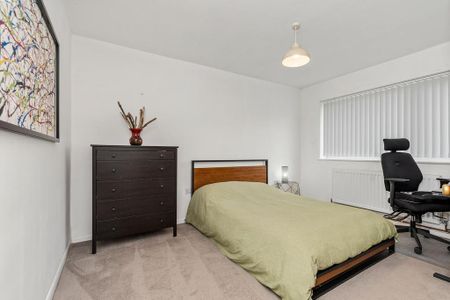 2 bedroom semi-detached bungalow to rent - Photo 4