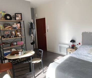 Location Appartement 1 pièce 25m² VICHY 03200 - Photo 2