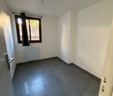 LA GAUDE BAS DE VILLA 3/4Pièces avec stationnement. - Photo 6