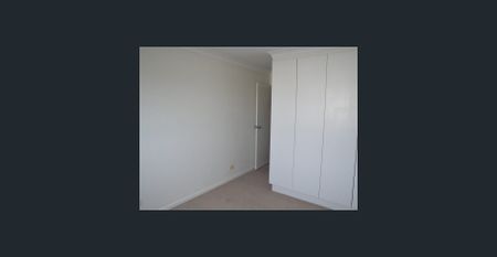 2 BEDROOM UNIT IN THE HEART OF NEW FARM - RENT INCREASING TO $650 PW 22.1.26 - Photo 5