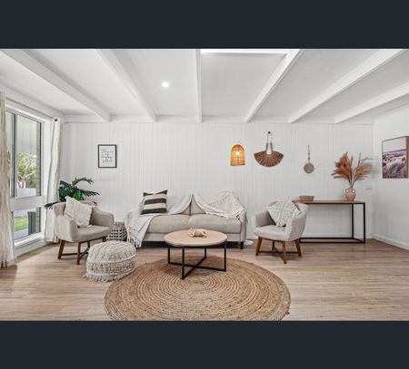 6 Crystal Street, Forresters Beach, NSW 2260 - Photo 3