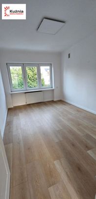 Dom na cele biurowe przy metrze "Wilanowska" - Photo 1