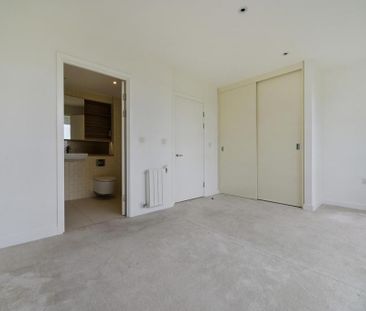 3 bedroom townhouse to rent - Photo 6