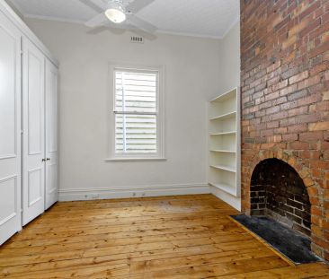 Period Charm in a Vibrant Location! - Photo 6