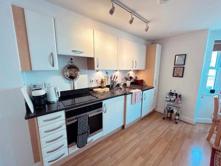 1 bedroom flat to rent - Photo 5