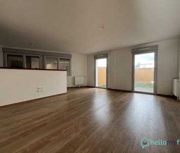 Location Appartement 4 pièces 78m² REIMS 51100 - Photo 2