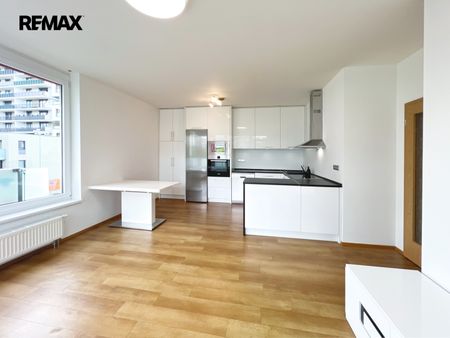 Pronájem bytu 3+kk v osobním vlastnictví 70 m², Praha 5 - Stodůlky - Фото 2