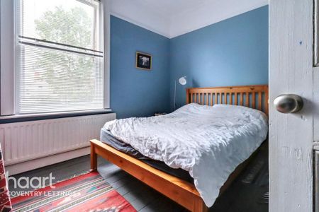 3 bedroom terraced house to rent - Photo 5