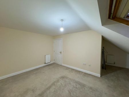 Honeysuckle Court, Huncoat, Accrington - Photo 4