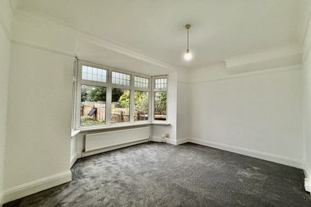 1 bed Flat Grange Gardens, Southend-on-Sea, SS1 - Photo 2