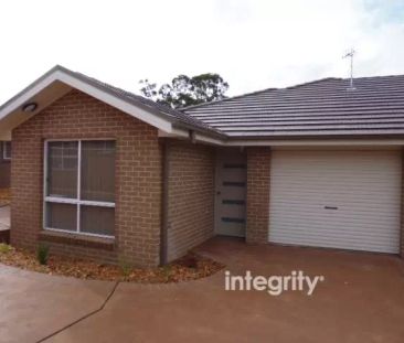 Convenient Location - Photo 3