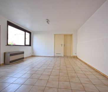 GELIJKVLOERS EENSLAAPKAMER APPARTEMENT - Photo 1