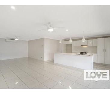 14 Bellavia Street, Cameron Park, NSW, 2285 - Photo 4