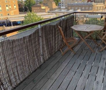 Room in a Shared Flat, Tarves Way, SE10 - Photo 4