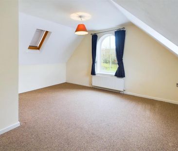 3 bedroom apartment to rent - Photo 5