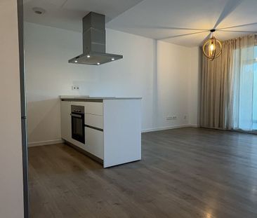 Ground Floor Apartment in Estepona - Photo 4