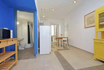 Via Cavour, Rome, Lazio 00184