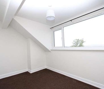 Alexandra Road, Eccleshill, Bradford, BD2 - Photo 6