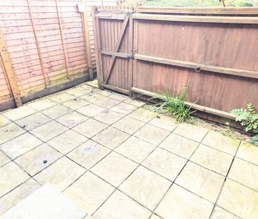 2 bedroom terraced house to rent - Photo 3