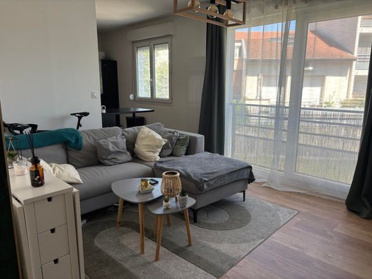 Location Appartement 2 pièces 42m² TASSIN LA DEMI LUNE 69160 - Photo 1